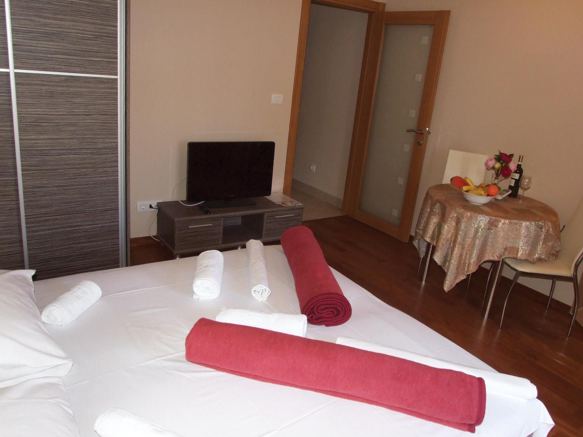Apartments Oaza 2 Petrovac Kamer foto