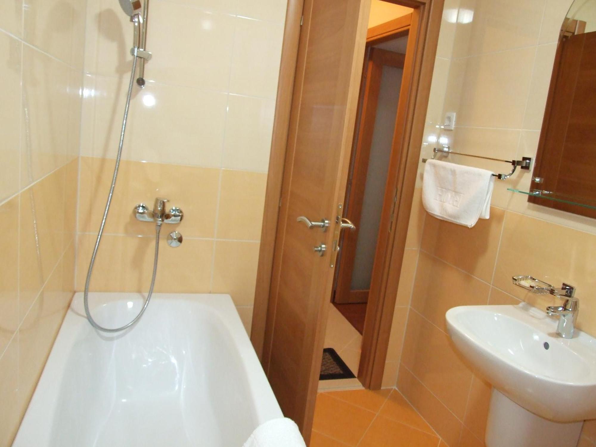 Apartments Oaza 2 Petrovac Kamer foto