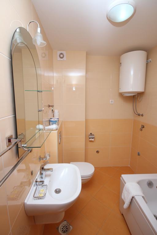 Apartments Oaza 2 Petrovac Kamer foto