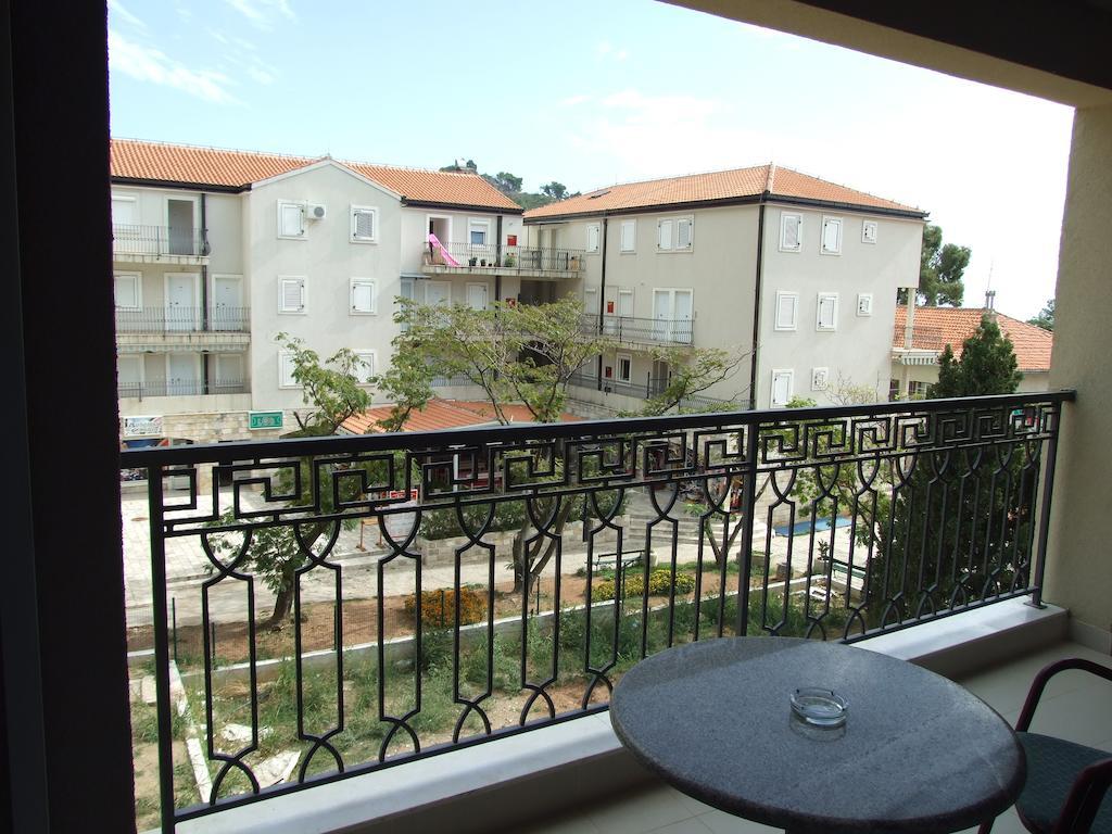 Apartments Oaza 2 Petrovac Kamer foto
