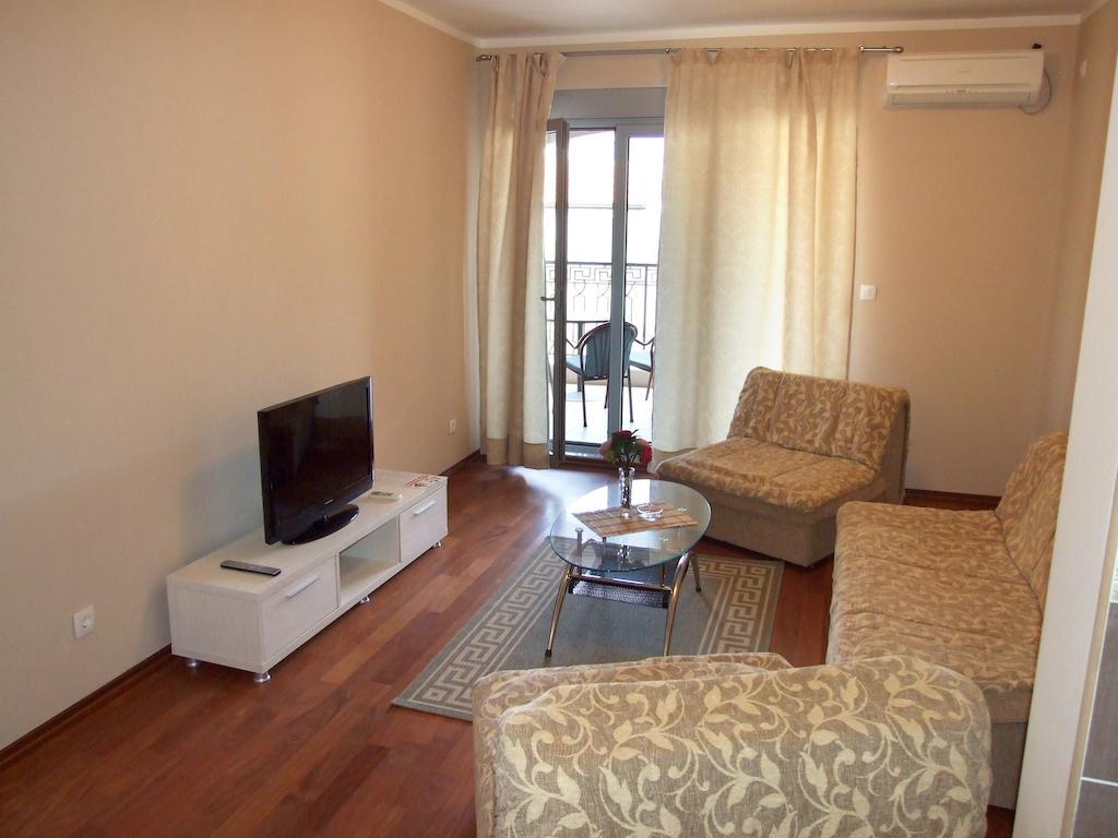 Apartments Oaza 2 Petrovac Kamer foto