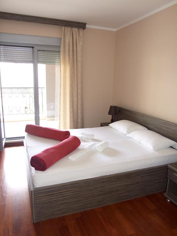 Apartments Oaza 2 Petrovac Kamer foto