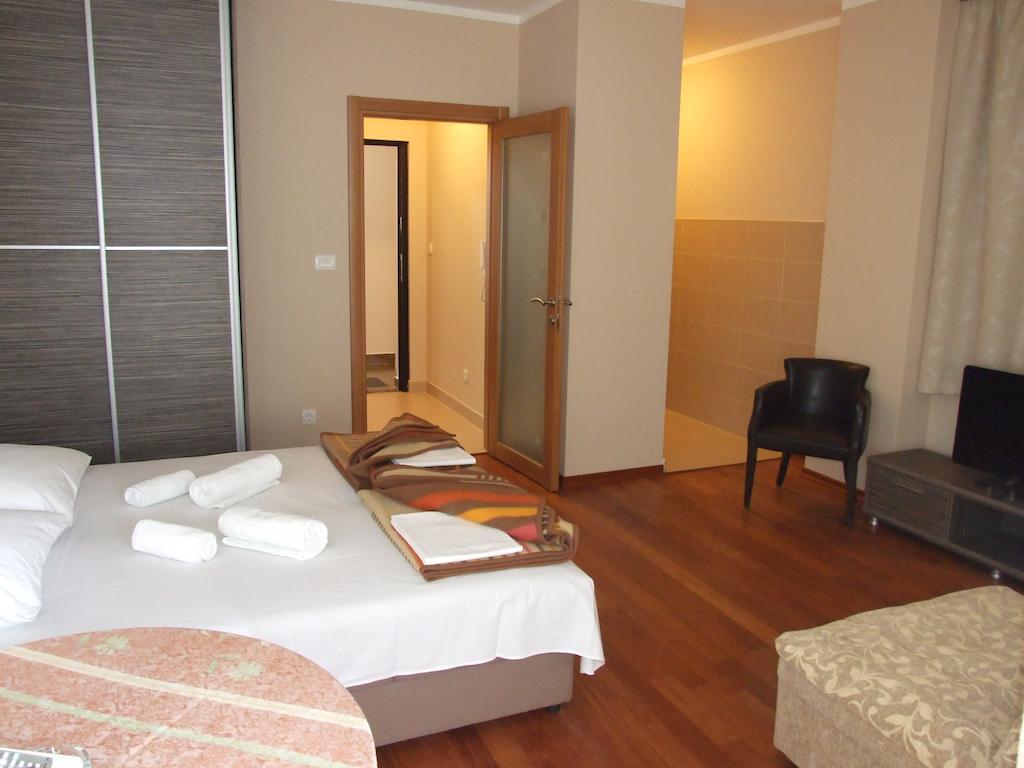 Apartments Oaza 2 Petrovac Kamer foto